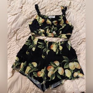 2 Piece Set—Black with Lemons